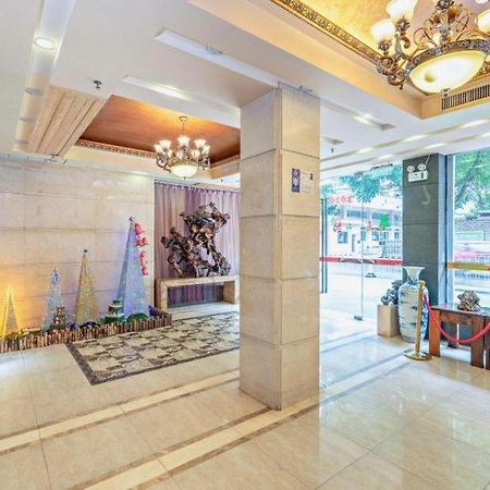 Royal Garden Hotel Guangzhou Exterior photo